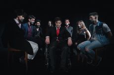 ΘΑΡΡΟΣ Ή ΑΛΗΘΕΙΑ; 