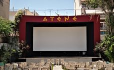 Αφιέρωμα στη δεκαετία του 80 του θερινού Athenee 