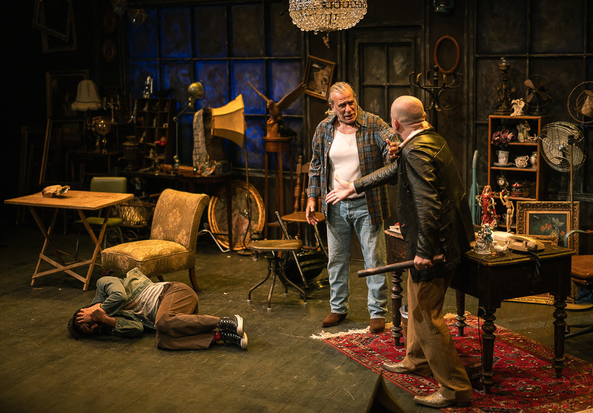 BOYBALOS